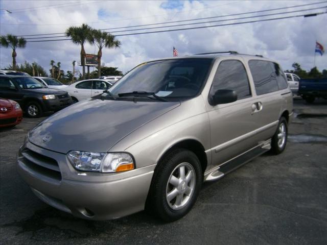 Nissan Quest 5-spd MiniVan