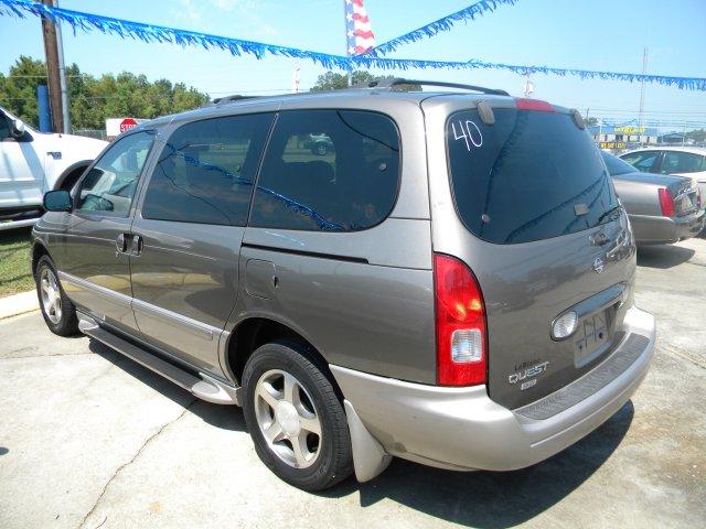 Nissan Quest 2002 photo 2