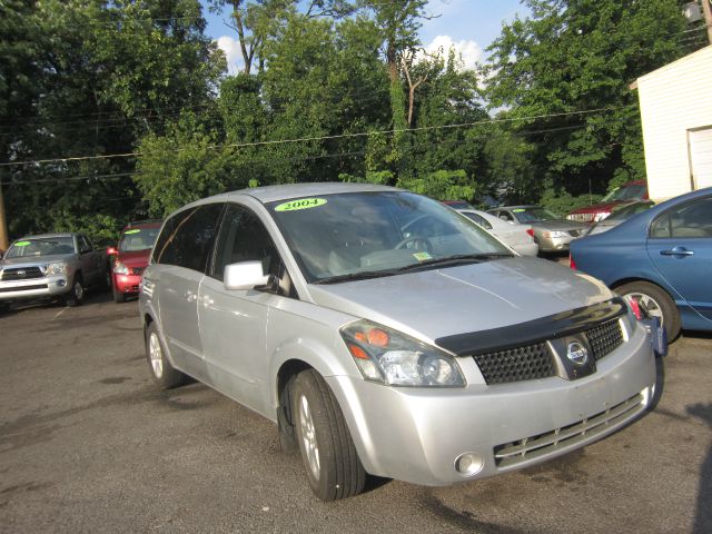 Nissan Quest 2004 photo 1