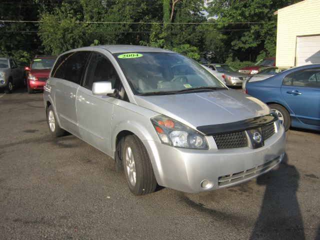 Nissan Quest 2004 photo 2