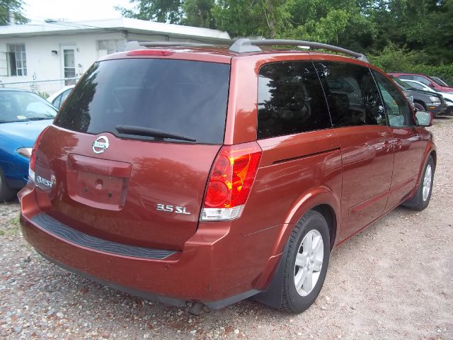 Nissan Quest 2004 photo 1