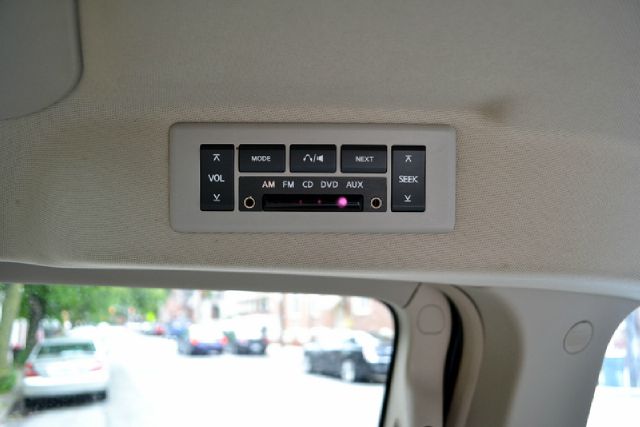 Nissan Quest 2004 photo 26