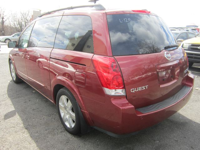 Nissan Quest 2004 photo 1