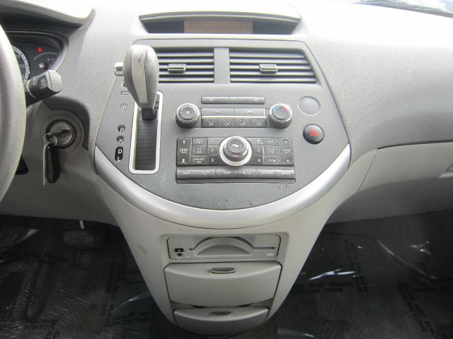 Nissan Quest 2004 photo 21