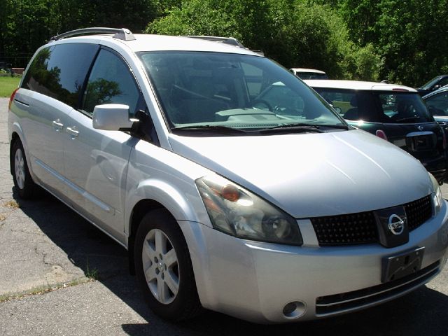 Nissan Quest 2004 photo 2