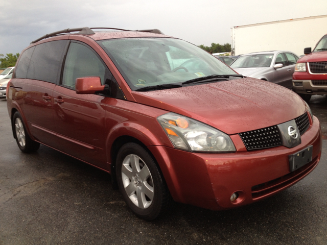 Nissan Quest 2004 photo 2