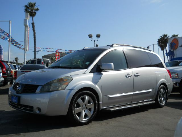 Nissan Quest LE MiniVan