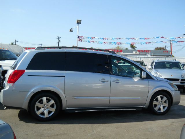 Nissan Quest 2004 photo 1