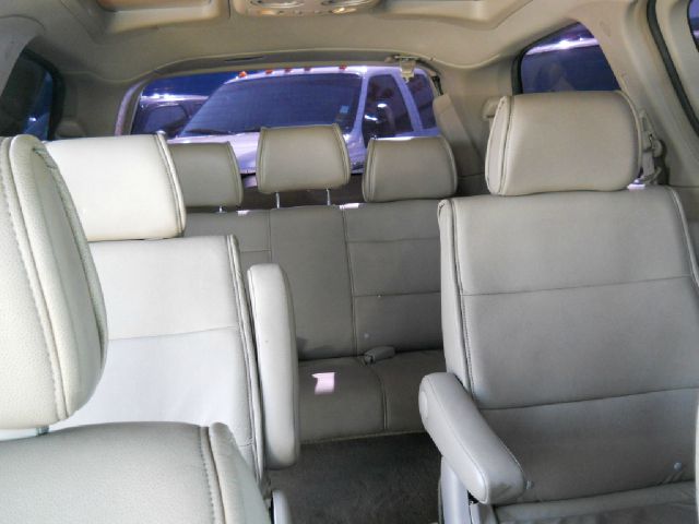 Nissan Quest 2004 photo 2