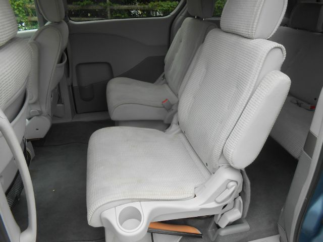 Nissan Quest 2004 photo 4