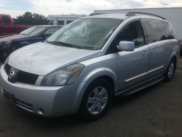 Nissan Quest 2004 photo 2