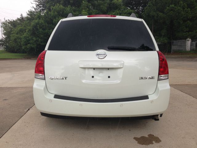 Nissan Quest 2004 photo 4