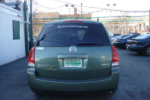 Nissan Quest 2004 photo 1