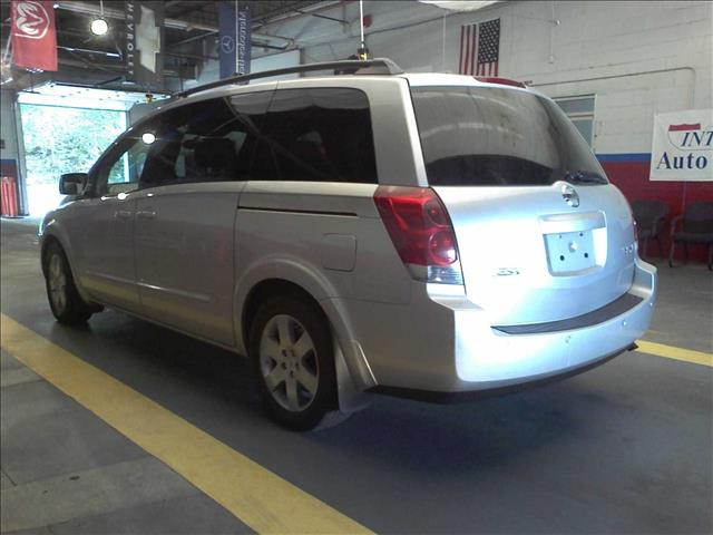 Nissan Quest 2004 photo 2