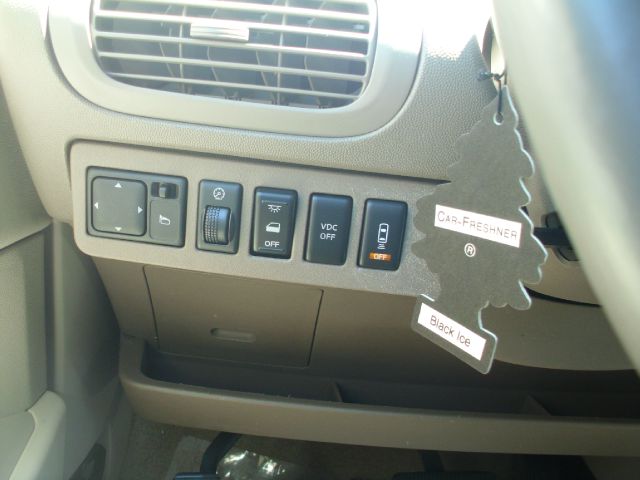 Nissan Quest 2004 photo 19