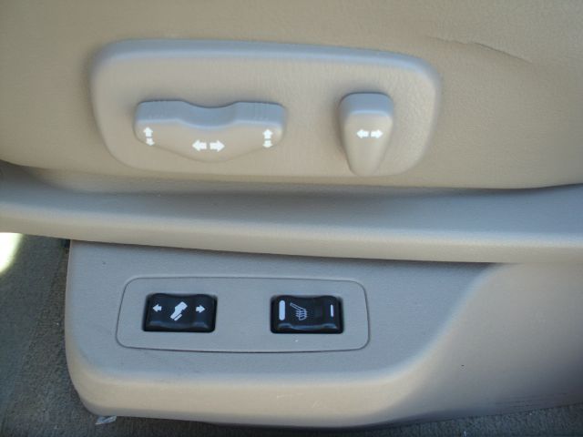 Nissan Quest 2004 photo 9