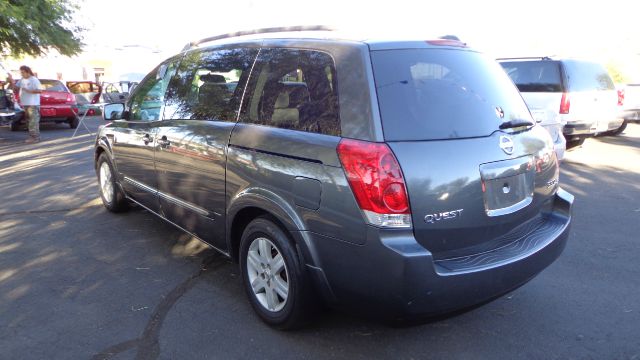 Nissan Quest 2004 photo 3