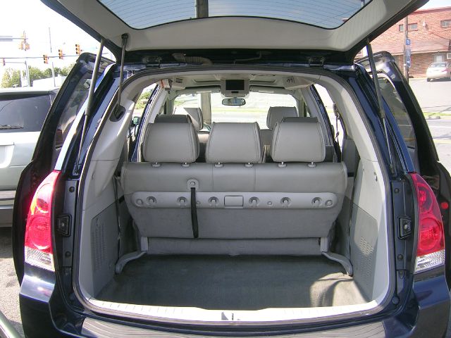 Nissan Quest 2004 photo 1