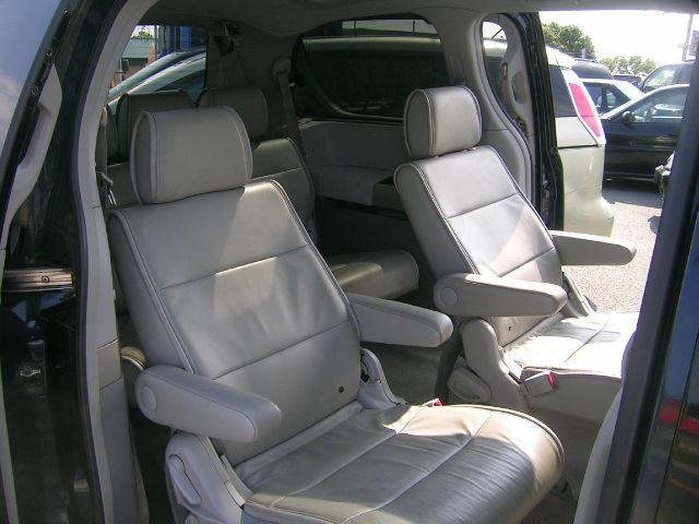 Nissan Quest 2004 photo 2