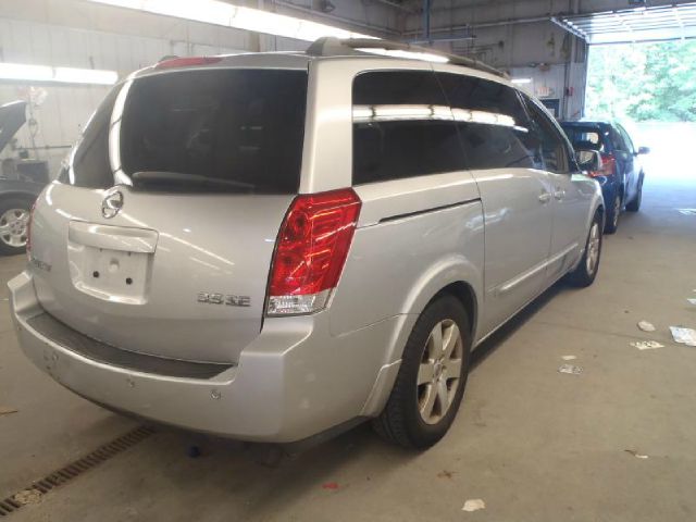 Nissan Quest 2004 photo 4