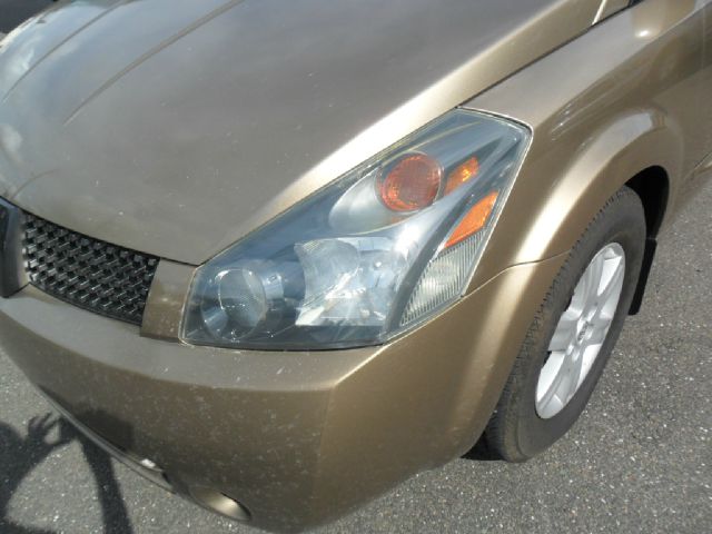 Nissan Quest 2004 photo 1