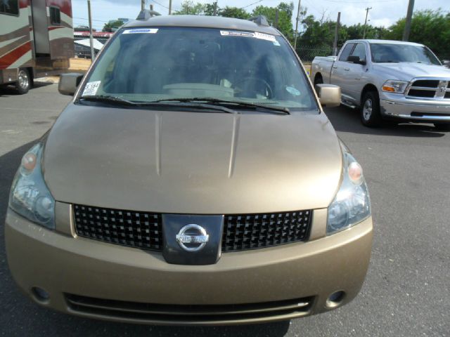 Nissan Quest 2004 photo 2