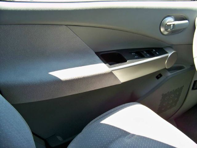 Nissan Quest 2004 photo 5