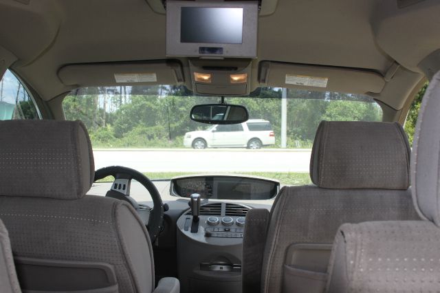 Nissan Quest 2004 photo 9