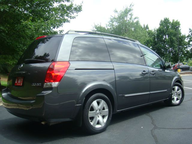 Nissan Quest 2004 photo 1