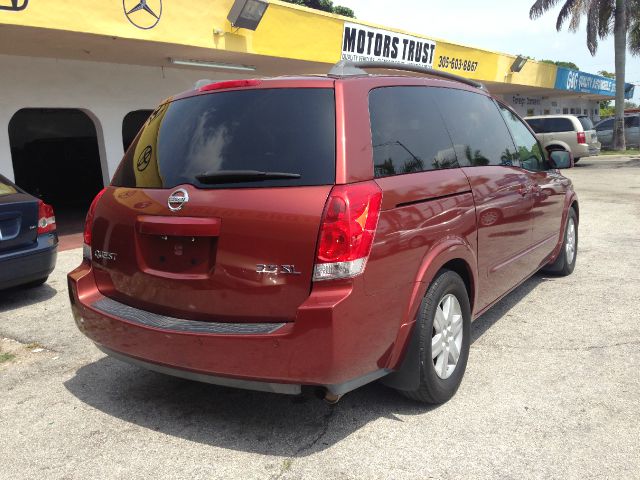 Nissan Quest 2004 photo 2