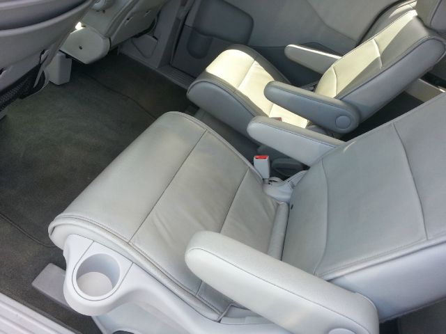 Nissan Quest 2004 photo 3