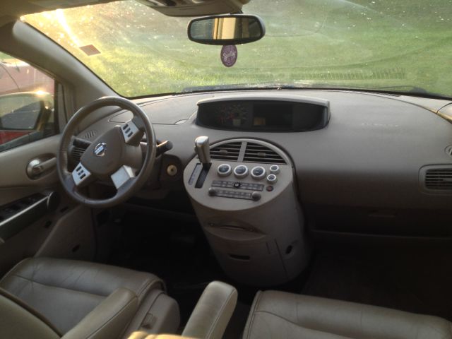 Nissan Quest 2004 photo 3