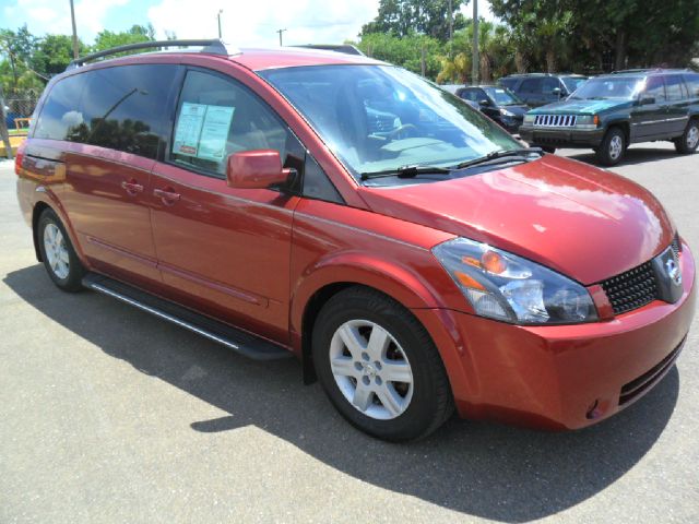 Nissan Quest 2004 photo 1