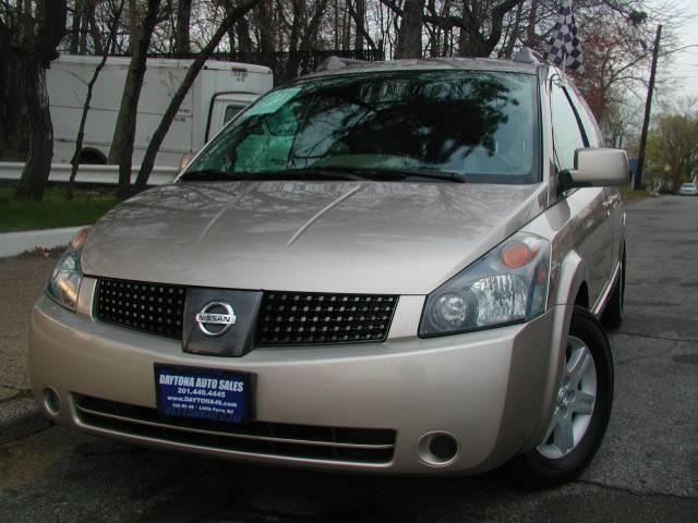 Nissan Quest 2004 photo 2