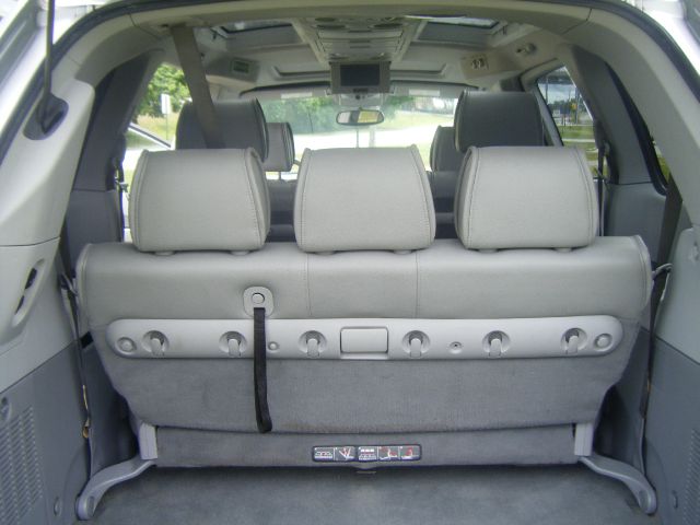 Nissan Quest 2005 photo 9