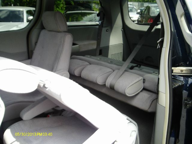 Nissan Quest 2005 photo 3