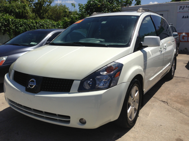 Nissan Quest LE MiniVan