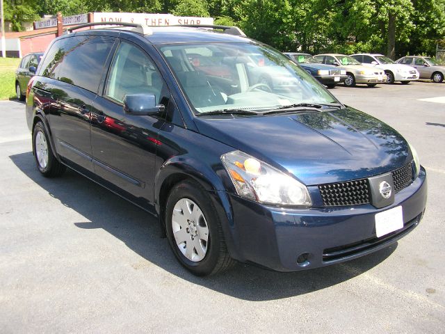 Nissan Quest LE MiniVan