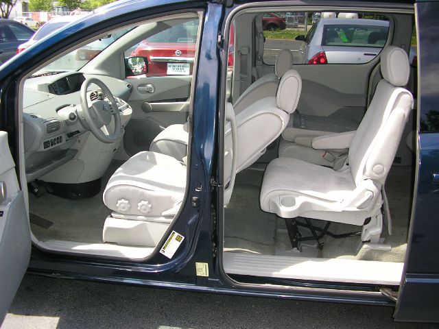 Nissan Quest 2005 photo 1