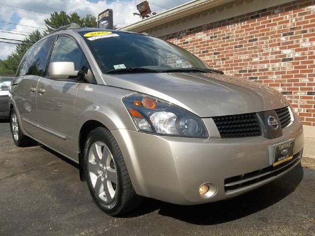 Nissan Quest 2005 photo 1