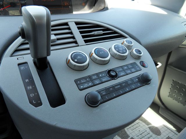 Nissan Quest 2006 photo 22