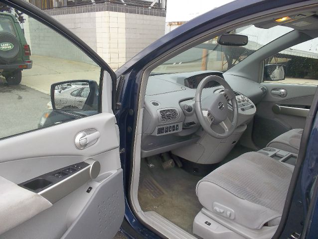 Nissan Quest 2006 photo 1