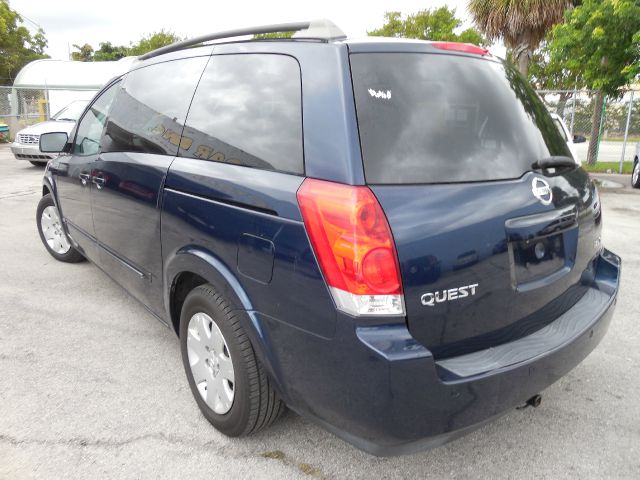 Nissan Quest 2006 photo 1