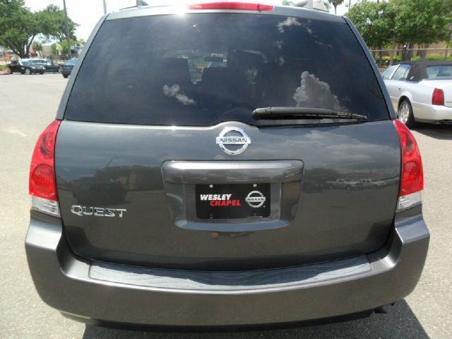 Nissan Quest 2006 photo 2