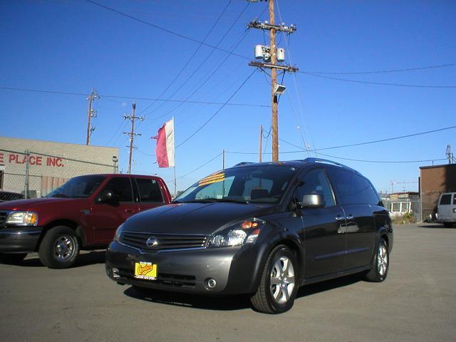 Nissan Quest LE MiniVan