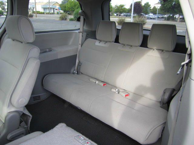 Nissan Quest 2007 photo 9