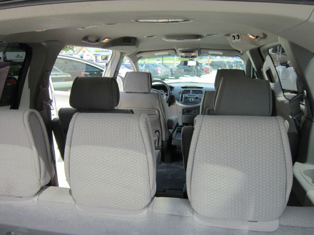 Nissan Quest 2008 photo 21