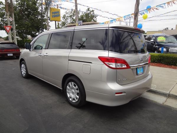 Nissan Quest 2012 photo 1