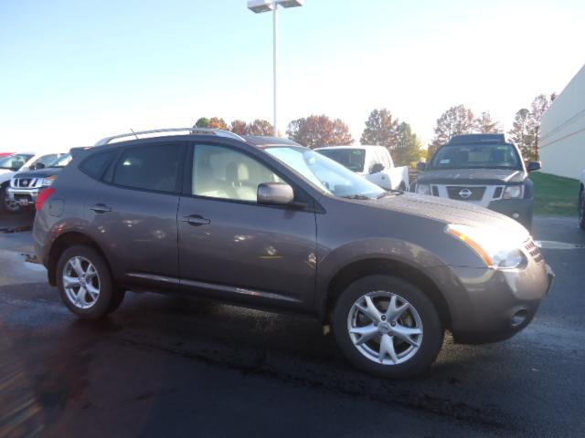 Nissan Rogue Luxury Edition PKG Sport Utility