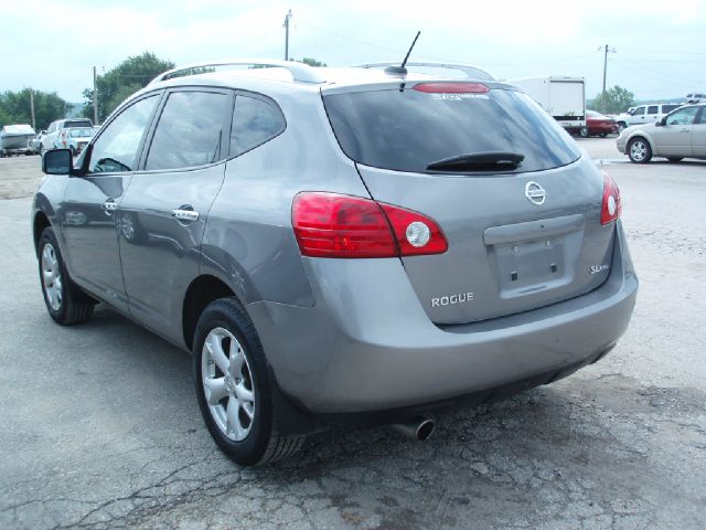 Nissan Rogue 2010 photo 2